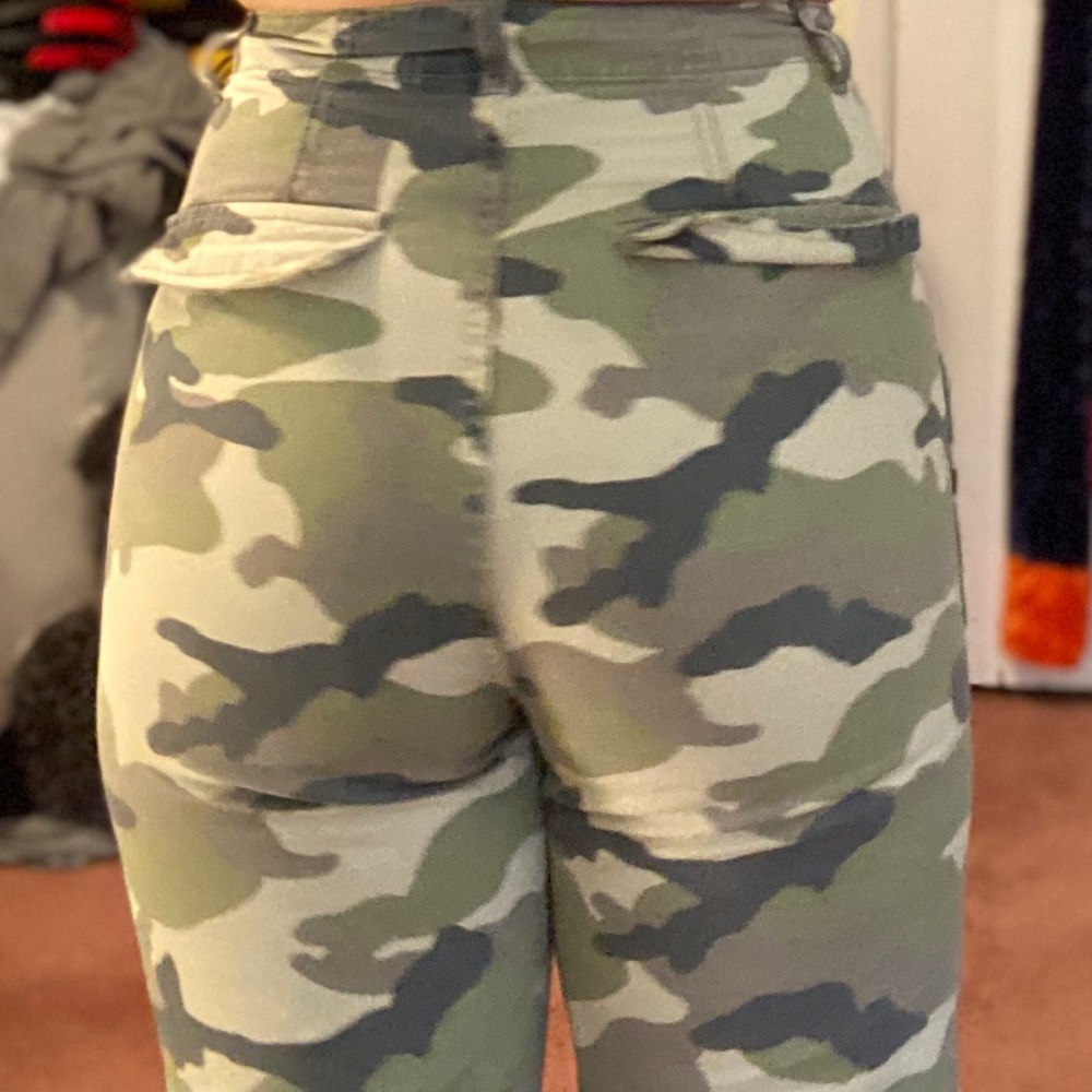 Camo high waisted pants
